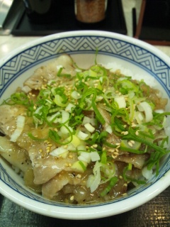 �g���